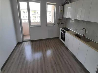Apartament nou, 3 camere, Strada Cetatii Floresti
