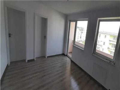 Apartament nou, 3 camere, Strada Cetatii Floresti